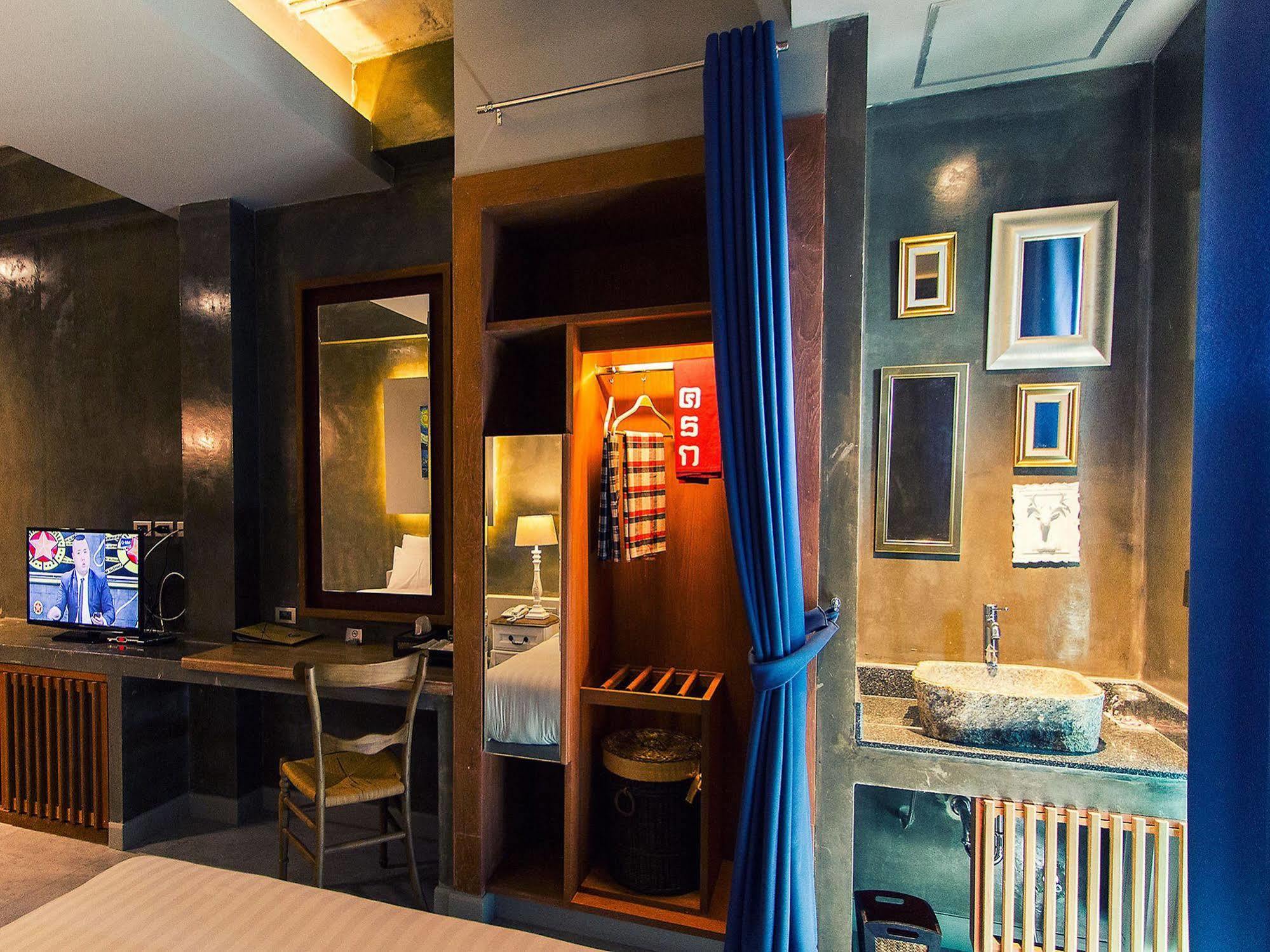 Kroque Boutique & Bistro Ang Sila Exteriér fotografie
