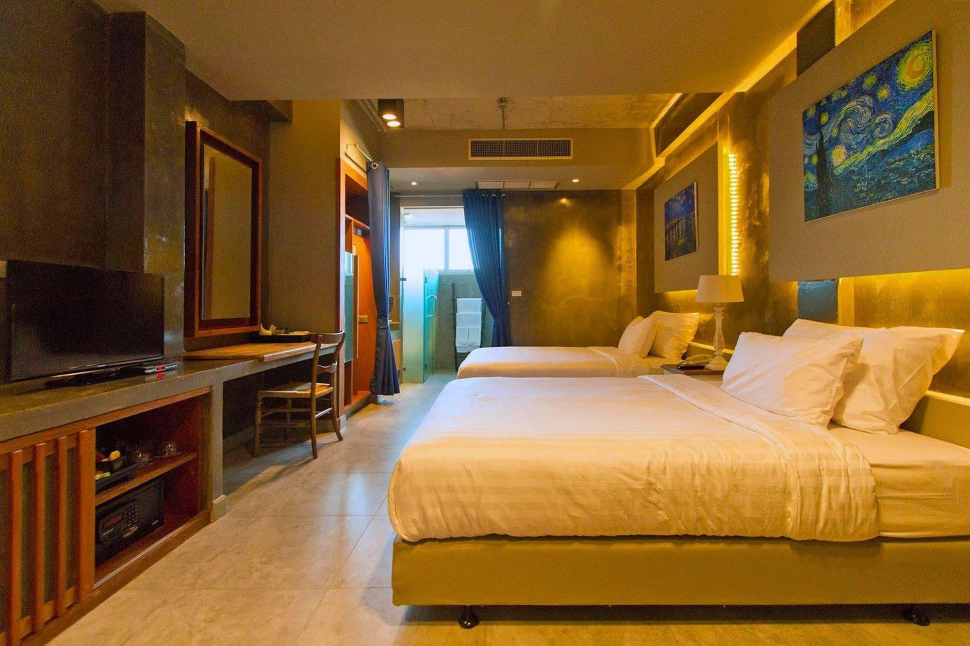 Kroque Boutique & Bistro Ang Sila Exteriér fotografie